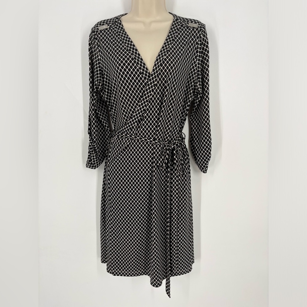 Calvin Klein Women’s Wrap Dress (B52)